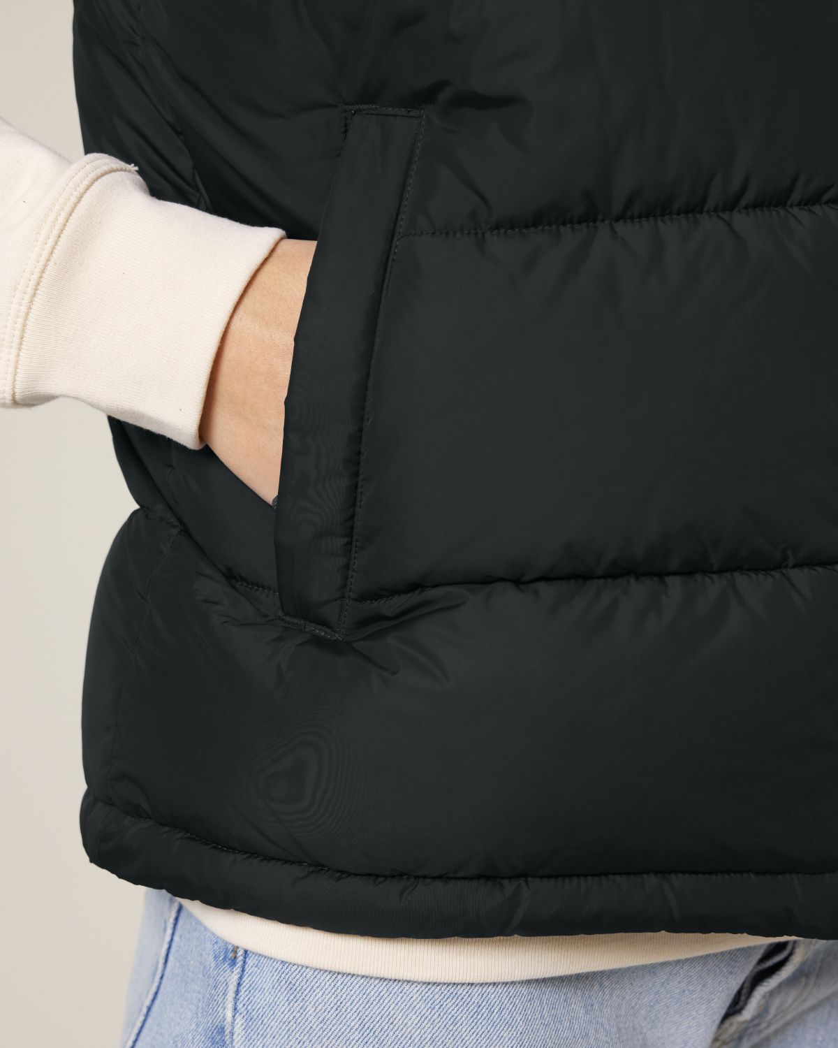 PUFFER WESTE - BLACK