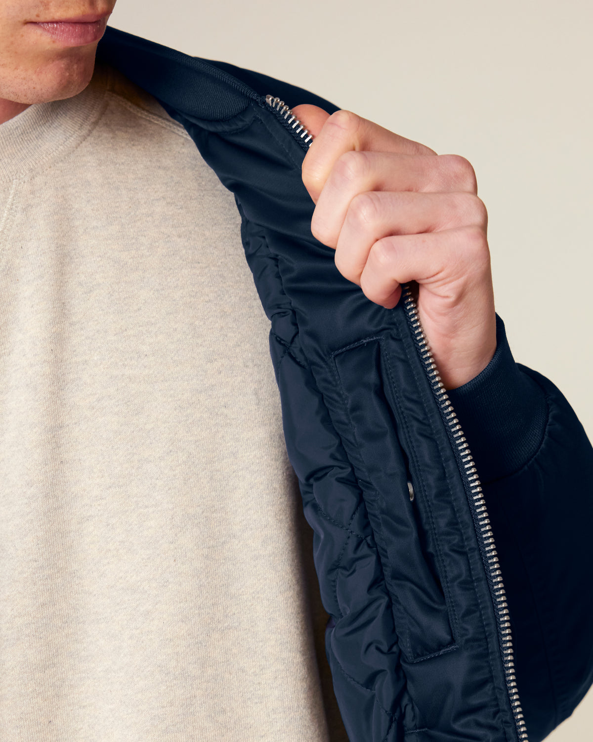BOMBER JACKET NAVY